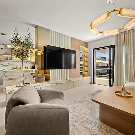 Olive Luxe Penthouse With Jacuzzi And Sea View *