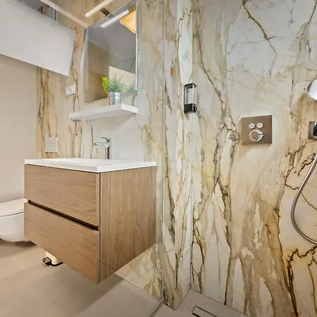 Olive Luxe Penthouse With Jacuzzi And Sea View Apartment Zadar